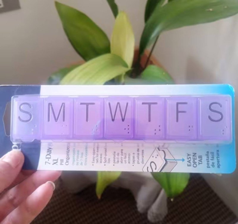 Органайзер для таблеток