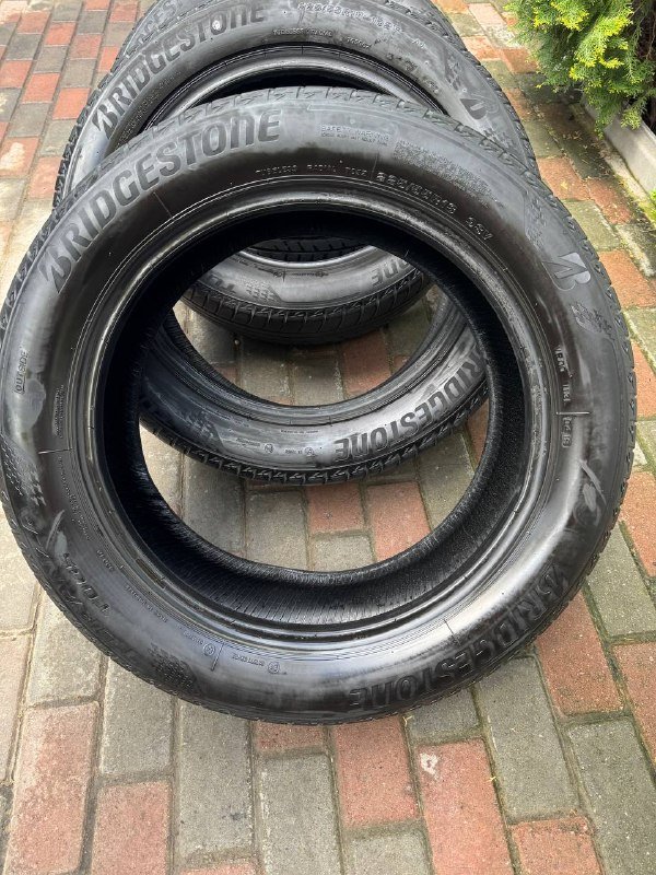 Летние шины Bridgestone 225/55 R18 3