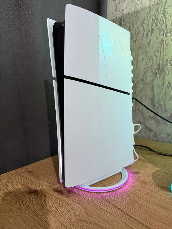 Playstation 5 Slim Digital Edition с джойстиком и аксессуарами