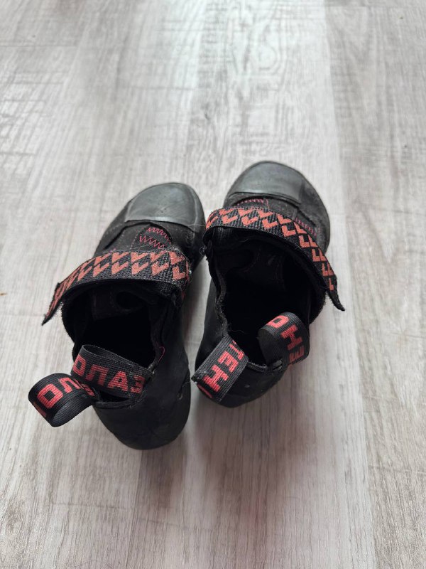 Скальные туфли стенолаз крик с резиной vibram xs grip 2 3