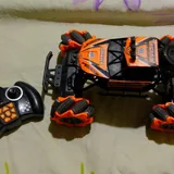 Игрушечная машинка 1