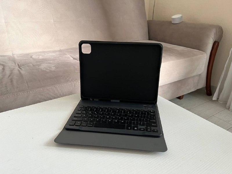 Ветрозащита для микрофона, Чехол-клавиатура для iPad Air 11, Настольная игра, Мягкая защита для колен, Степ платформа, Межзубные ершики, Пончо, Маска для снорклинга размер S-M, Световая картина, Спрей для нейтрализации аллергенов 2