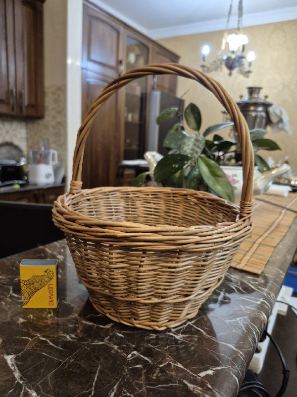 Плетёная корзина
