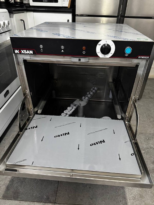 Машина INOXAN 500 стаканомоечная с фронтальной загрузкой