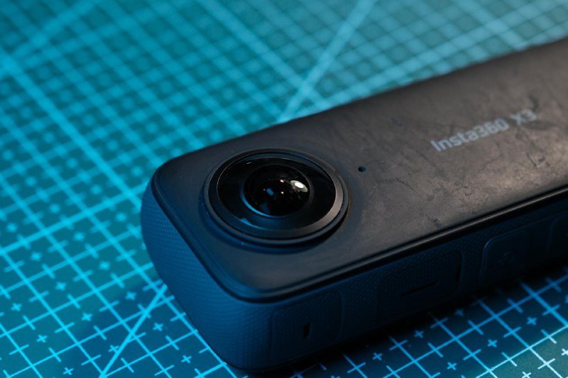 Камера Insta360 x3, силиконовый чехол, селфистик 2