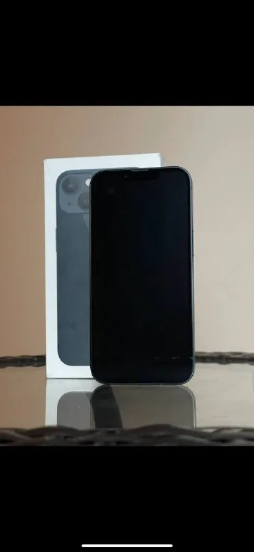 Айфон 13, Айфон 7, Realme 3 Pro 1