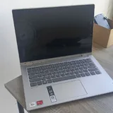Неисправный ноутбук Lenovo Ideapad C340 с аксессуарами 1