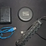 Повербанк, беспроводная зарядка и USB-хаб 2
