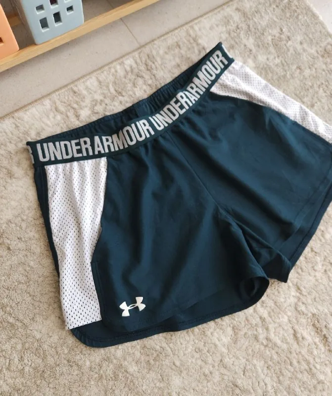Женские спортивные шорты Under Armour 1