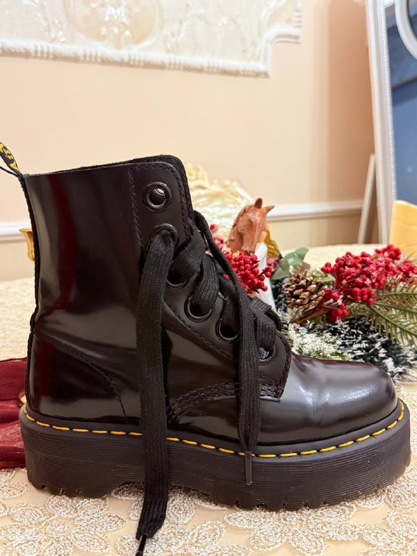 Женские черные ботинки размер 38