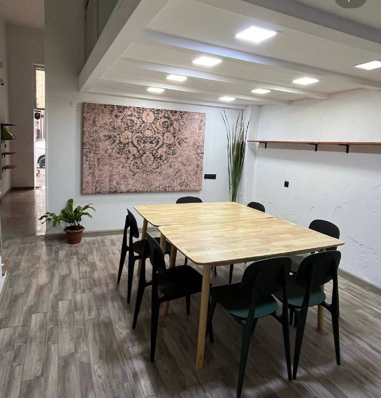 Стол деревянный новый 6