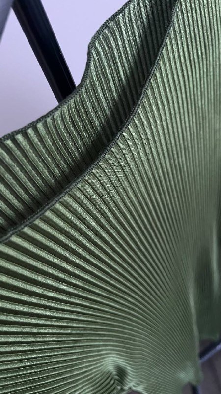 Платья Zara зеленое, красное, синее в цветок 2