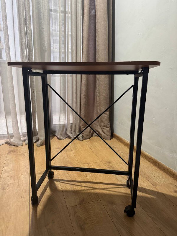 Портативный складной столик