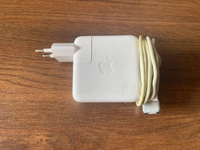 Зарядка MagSafe 2 для Apple MacBook 1