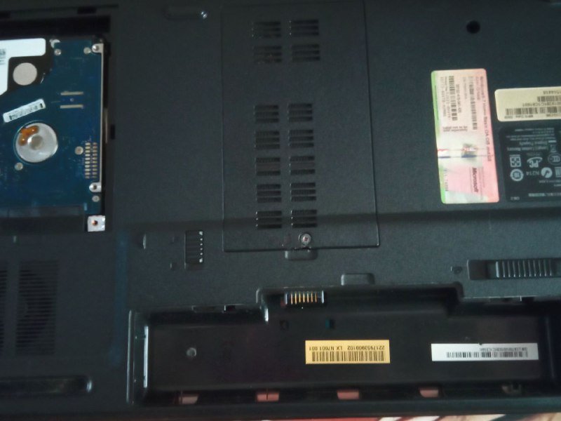 Ноутбук emachines E725, клавиатура magegee MK-box, ОЗУ ddr3 2гб и 4гб 2