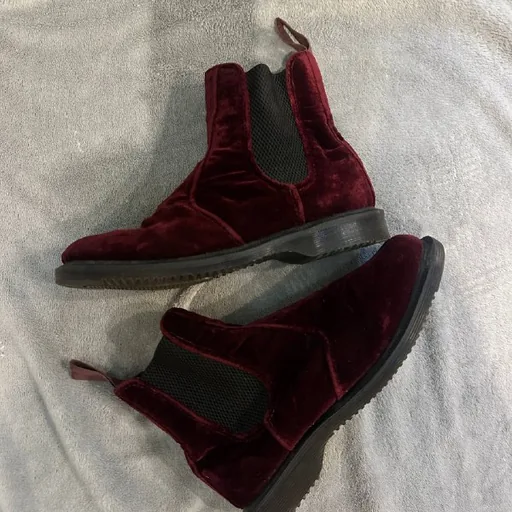 Челси Dr. Martens Flora Velvet