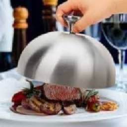 Тарелка с высокой крышкой для сервировки