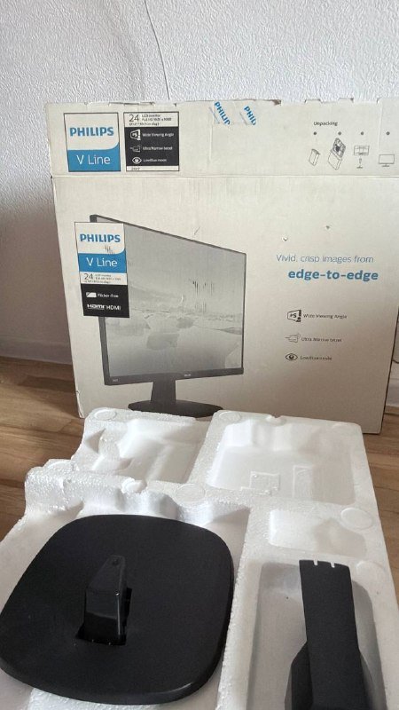 Монитор Philips V Line 24"