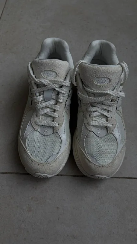Кроссовки New Balance 2002 1