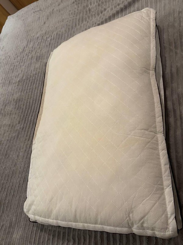 Сковорода, покрывало, подушки 5