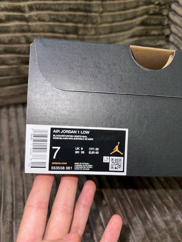 Кроссовки Nike Air Jordan размер 7 новые 2