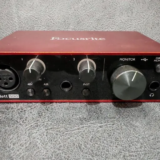 Звуковая карта Focusrite Scarlett Solo 3rd