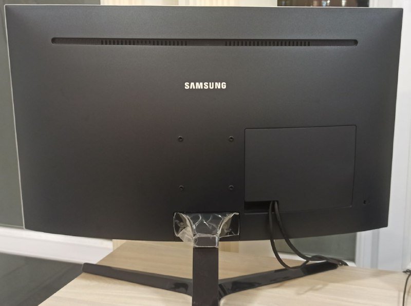 монитор Samsung 27" C27JG50QQI 2