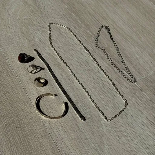 Серебряные кольца, браслет, цепи