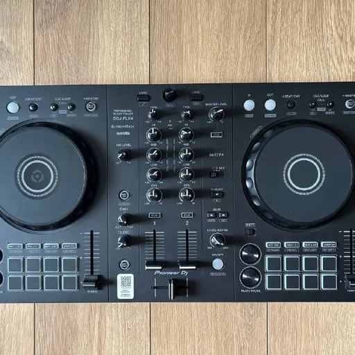 DJ контроллер Pioneer DDJ-FLX4