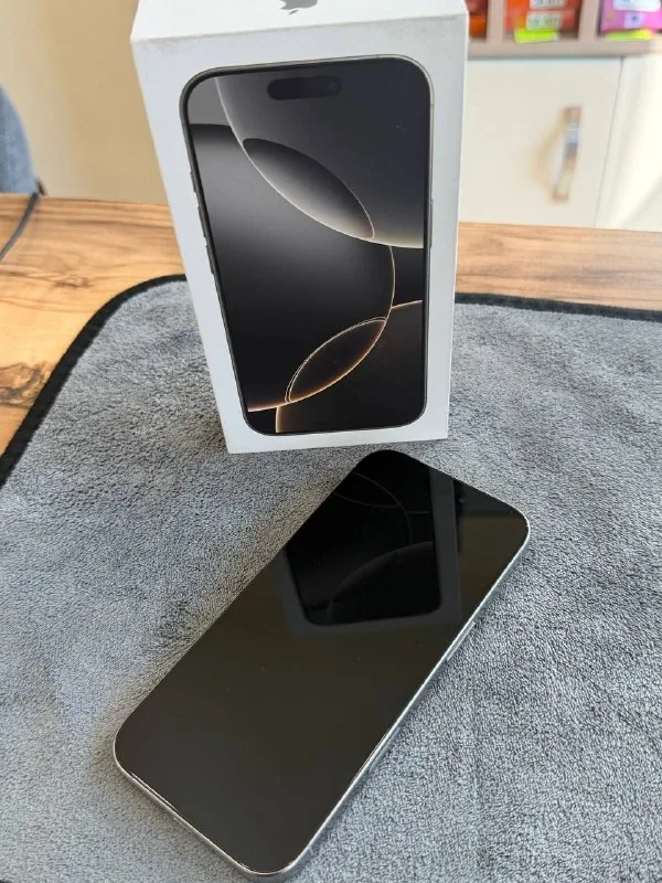 iPhone 16 Pro 128 GB 1