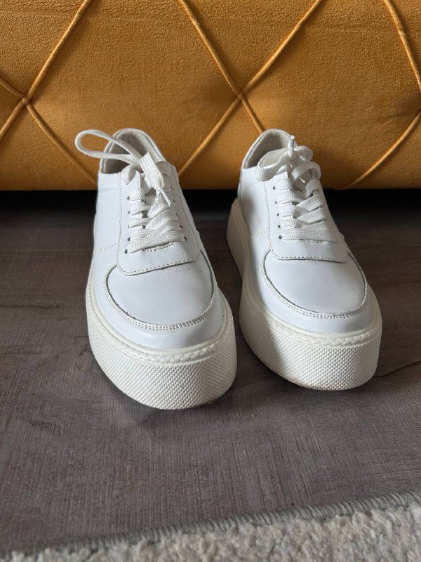 Кеды Zenden 40, босоножки Mango 39, босоножки Helena Berger 39 2