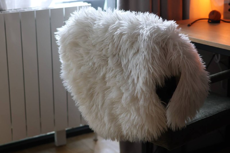 Накидка Jysk Faux lambskin 60x90 белая и розовая 2