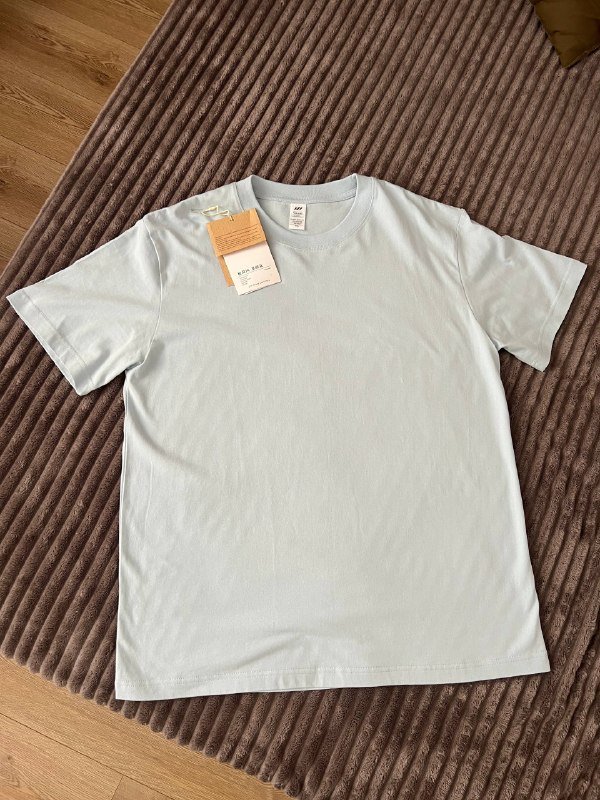 футболки светло голубая и светло бежевая 2XL, толстовка Л