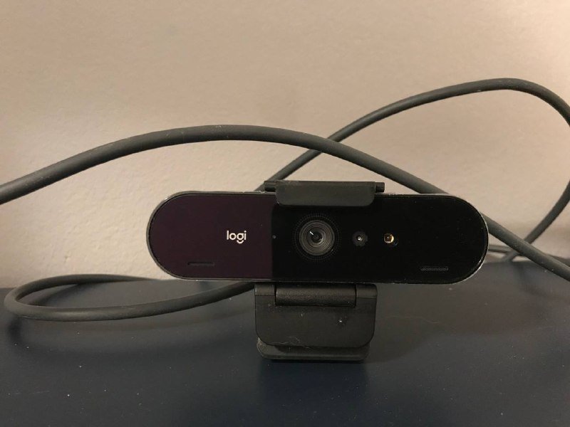 Вебкамера Logitech