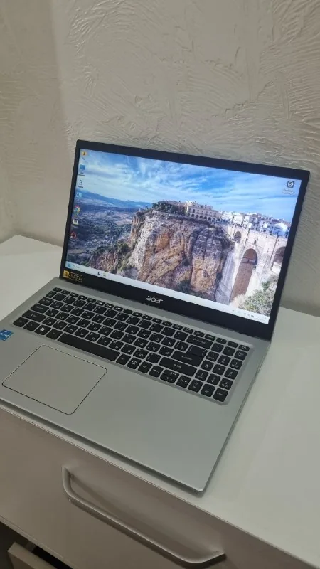 Acer A315-58 1