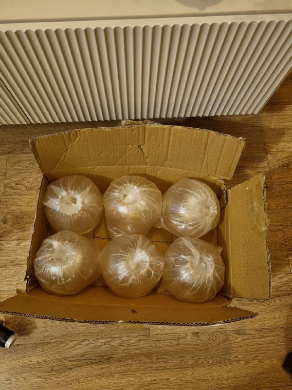 Люстра современная на 6 лампочек 5