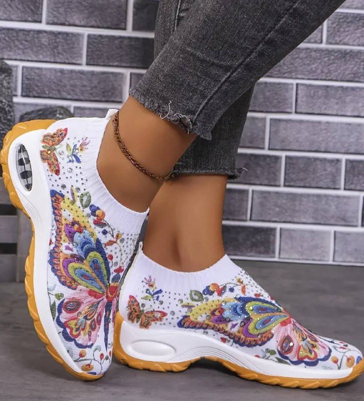 Легкие мягкие спортивные туфли размер 38