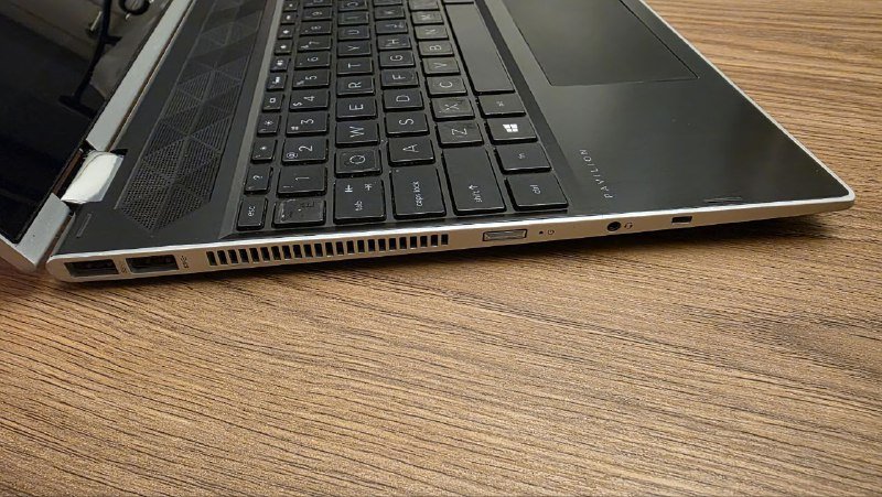 Ноутбук HP Pavilion x360 15-cr-0010nr Intel Core i5 8Gb 500Gb SSD 3