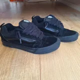 Converse Chuck Taylor All Star, Vans Knu Skool 2