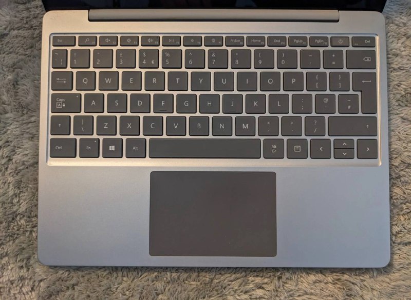 Ноутбук Microsoft Surface Laptop Go 2