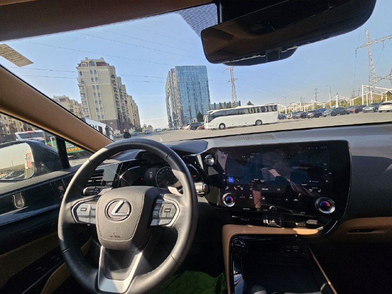 Lexus NX350 Hybrid 9