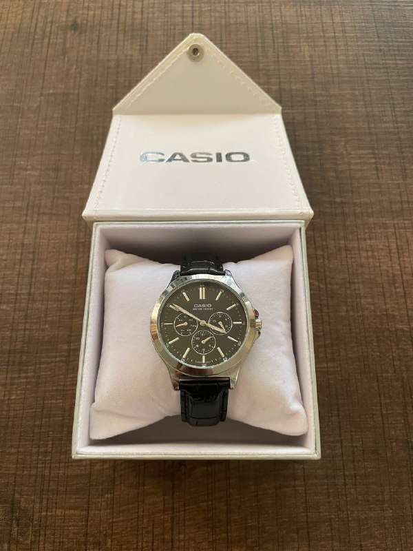 Часы Casio quartz wristwatch