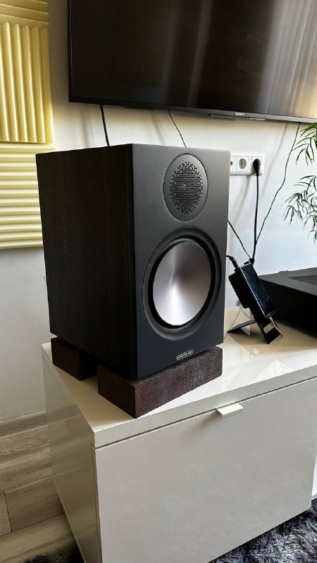 Акустика Monitor Audio Bronze 100, Усилитель Cambridge Audio CXA61, Акустические провода Pro-ject connect it LS E 2
