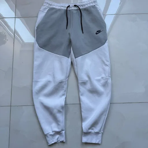 Nike Tech Fleece штаны