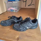 Nike running, Nike Air, Mavi top, Mavi jeans, Levis jeans, Lloyd, Adidas, sandals, top 2