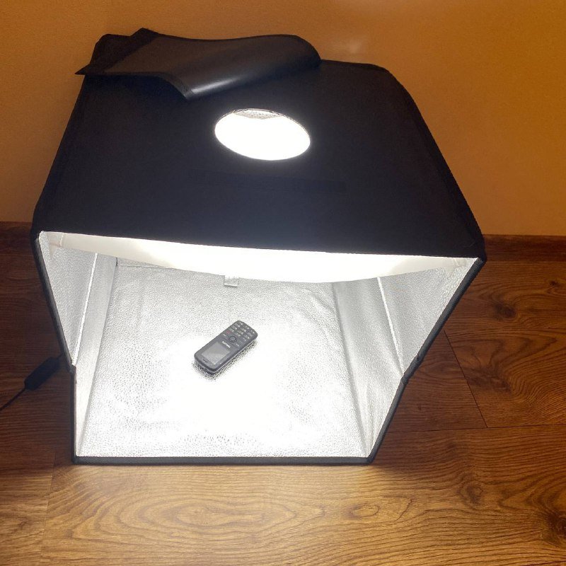 Студийный световой бокс с подсветкой и комплект фонов