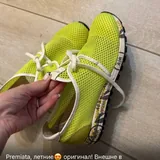 Сандалии, тапочки, кроссовки, футболки, браслеты, очки, сумка 9