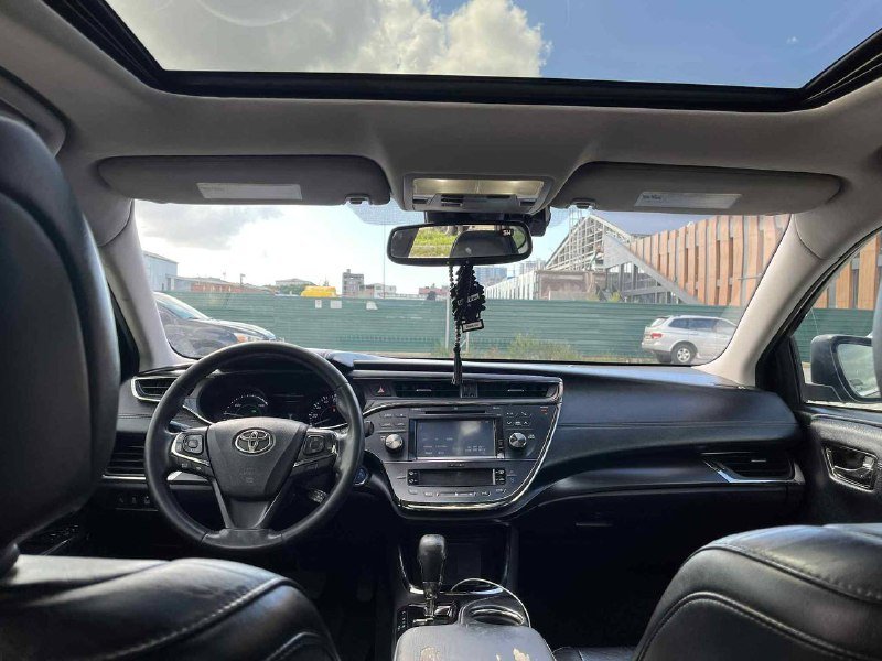 Toyota Avalon Hybrid 2016 Limited 10