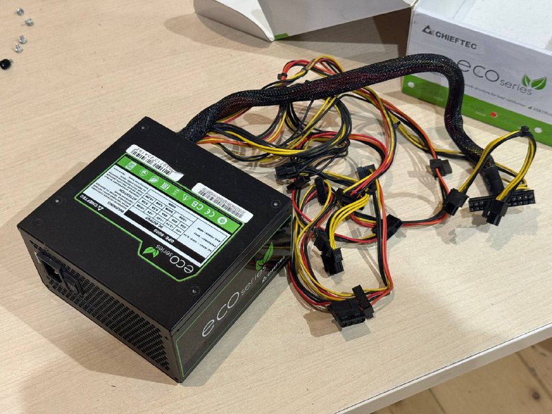 Блок питания Chieftec GPE-600S 600 ватт