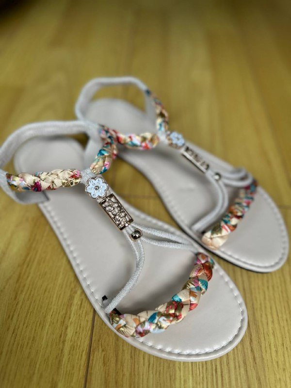 Женские сандалии новые 4